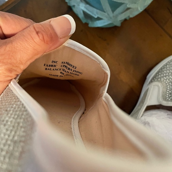 I.N.C International Concepts Macy’s Bling Sneakers - Picture 5 of 9